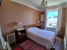 Maison familiale, 5 chambres, au coeur de Prissac (36)