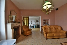 Maison familiale de 9 pièces, 187m² à  MAILLET (36)