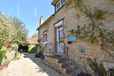 Maison de charme, dans son parc clos, 199m²