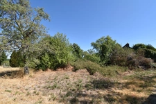 Maison  à rénover, à fort potentiel à la campagne, proche de Cluis (36)