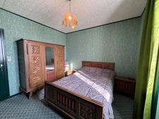 Ancien commerce avec partie habitation, grands volumes à réinventer entièrement (170m², 8 pièces)