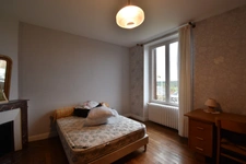 Maison familiale de 9 pièces, 187m² à  MAILLET (36)