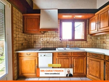 MAISON D’ARCHITECTE DE PLAIN-PIED SUR 80 M² AVEC GARAGE L'ENSEMBLE SUR 2339 M² DE TERRAIN CLOS
