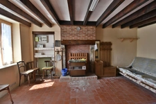Maison  à rénover, à fort potentiel à la campagne, proche de Cluis (36)