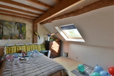 Ensemble de 3 maisons avec grande piscine, dans son écrin de verdure de 2,5 hectares