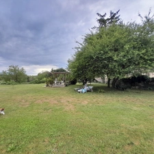 Maison familiale avec jardin de 4000m², à Saint Marcel (36)