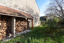 Maison de bourg, avec charmant jardin clos de mur, 88m²