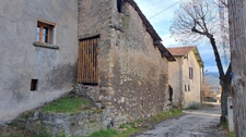 A vendre : Grange en pierre de 180m² sur 2 niveaux à Digne les Bains