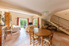 A vendre Propriété arborée et clôturée sur ESTOUBLON (04) avec 2 maisons individuelles