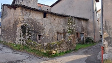 A vendre : Grange en pierre de 180m² sur 2 niveaux à Digne les Bains