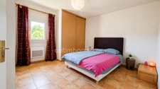 A vendre : Grande propriété familiale de 237 m² aux portes de Digne-les-Bains