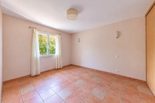 A vendre Maison arborée et clôturée type 5 sur Estoublon (04)