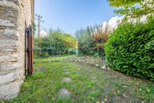 A vendre Propriété arborée et clôturée sur ESTOUBLON (04) avec 2 maisons individuelles