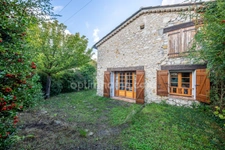 A vendre Propriété arborée et clôturée sur ESTOUBLON (04) avec 2 maisons individuelles