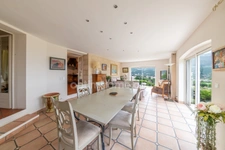 A VENDRE, Maison familiale de 178m² avec piscine, garages et vue splendide à Digne-les-Bains