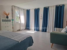 A vendre à Digne les Bains, Maison individuelle de type 6 avec 180m² habitable sur une parcelle de 4300m²