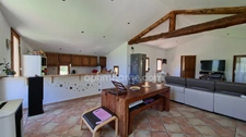 A vendre : Grande propriété familiale de 237 m² aux portes de Digne-les-Bains