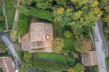 A vendre Propriété arborée et clôturée sur ESTOUBLON (04) avec 2 maisons individuelles