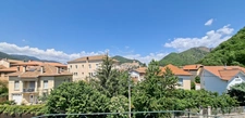 A Vendre : Élégante demeure des années 30 avec piscine, deux logements