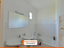 MAISON DE CHARME À LORGUES (83510), 217 M²,  PISCINE, JARDIN & COMMODITÉS À PIED