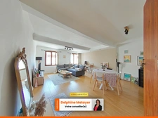 📍 Exclusivité - Draguignan Centre : Duplex T2 "Clé en main" avec cave (17m²), idéal premier achat, pied-à-terre ou investissement (Rendement > 8% Brut)