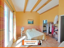 LORGUES — Propriété Provençale d'exception, vue panoramique, T2 indépendant & piscine