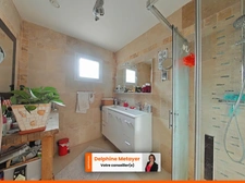 Ensemble immobilier de charme, 2 maisons, 240 m² habitables, terrain 2 400 m² avec piscine