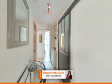 Charmant T3 traversant avec balcons, Village authentique proche Brignoles
