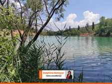 Charmant T3 traversant avec balcons, Village authentique proche Brignoles