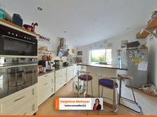 Ensemble immobilier de charme, 2 maisons, 240 m² habitables, terrain 2 400 m² avec piscine