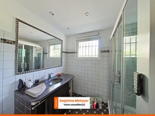 MAISON DE CHARME À LORGUES (83510), 217 M²,  PISCINE, JARDIN & COMMODITÉS À PIED