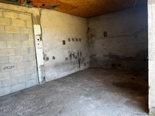 Maison lumineuse et évolutive de 4 pièces sur jardin clos avec fort potentiel d'agrandissement à PESSAC proche Haut Leveque (33)