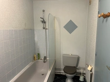 Appartement lumineux en duplex 2 chambres et grande mezzanine dans résidence arborée et sécurisée avec piscine