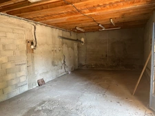 Maison saine, lumineuse et évolutive de 5 pièces au calme sur jardin clos avec fort potentiel d'agrandissement à PESSAC proche Haut Leveque (33)