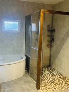 Grande maison pierre 5 pièces 200m2 chaleureuse et lumineuse avec gros potentiel d'agrandissement