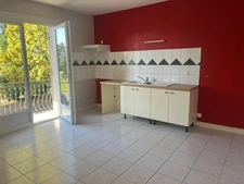 Maison lumineuse de plain-pied 5 chambres aux portes de LA REOLE (33)