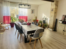Grande maison pierre 5 pièces 200m2 chaleureuse et lumineuse avec gros potentiel d'agrandissement