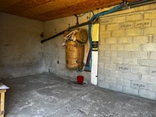 Maison lumineuse et évolutive de 4 pièces sur jardin clos avec fort potentiel d'agrandissement à PESSAC proche Haut Leveque (33)