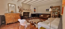 Domaine à taille humaine avec maison pierre joliment rénovée 4 chambres, piscine et nombreuses dépendances sur 4hectares près de Libourne