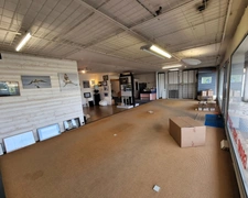 ST-PIERRE D'OLÉRON (17) En emplacement N°1+ A Vendre Murs d'un local commercial surface 237m² sur terrain 510m²