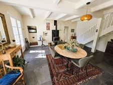 ILE D'OLERON (17), For Sale: Beautiful renovated farmhouse of 194m², built in a quiet location in the heart of the village on a plot of 1,047m² 