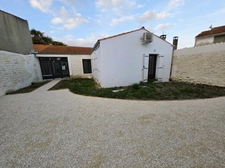 Charente Maritime (17), AV belle maison 6 pièces 101m² sur terrain 210m² idéalement située cœur ville DOLUS OLERON