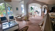 Charente-Maritime (17), A Vendre Murs et Fonds Hôtel-Bureau Piscine Spa de charme 23 N° Proche Océan ILE D'OLERON
