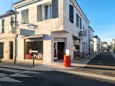 LE CHATEAU D'OLERON (17) emplac N°1 cœur de ville A Vendre le Fonds de Commerce charmante PIZZERIA très réputée.  