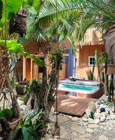 AV Propriété 21 pièces de 794m² sur terrain 3.331m² dont 407m² habitable, 200mt de l'Océan, ST PIERRE D'OLERON (17)