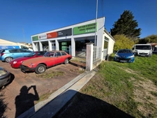 EXCLU CAPIFRANCE au  CHATEAU D'OLERON (17), A Vendre Murs & Fonds commerce garage mécanique autos renommée