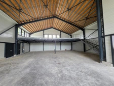 ST-PIERRE D'OLERON (17), A VENDRE emplacement N°1, Grand Bâtiment commercial neuf 396m² sur terrain 1.250m² 
