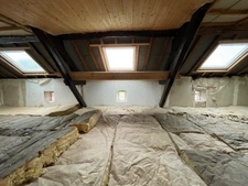 Maison de caractère, dépendances, accès rivière, 199500€ !