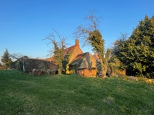 Baisse de prix! Ensemble immobilier de caractère à investir 117000€!