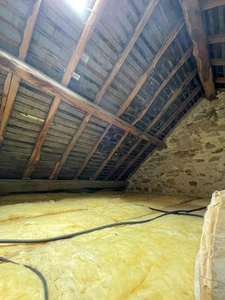 Maison de village avec assainissement aux normes validé !  69000€ à saisir
